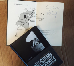 Aufstand in Auschwitz (autographed book)